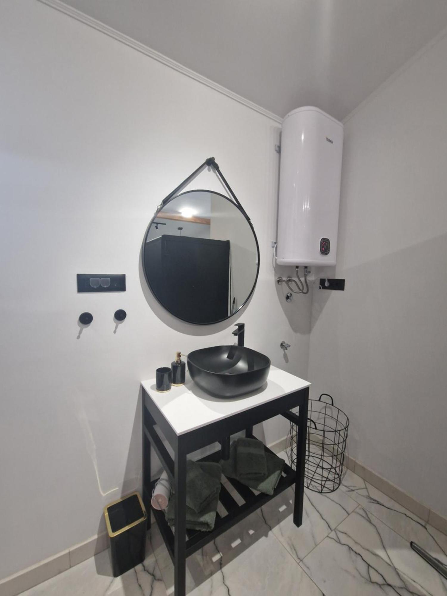 Apartman Oli 1 波雷奇 外观 照片